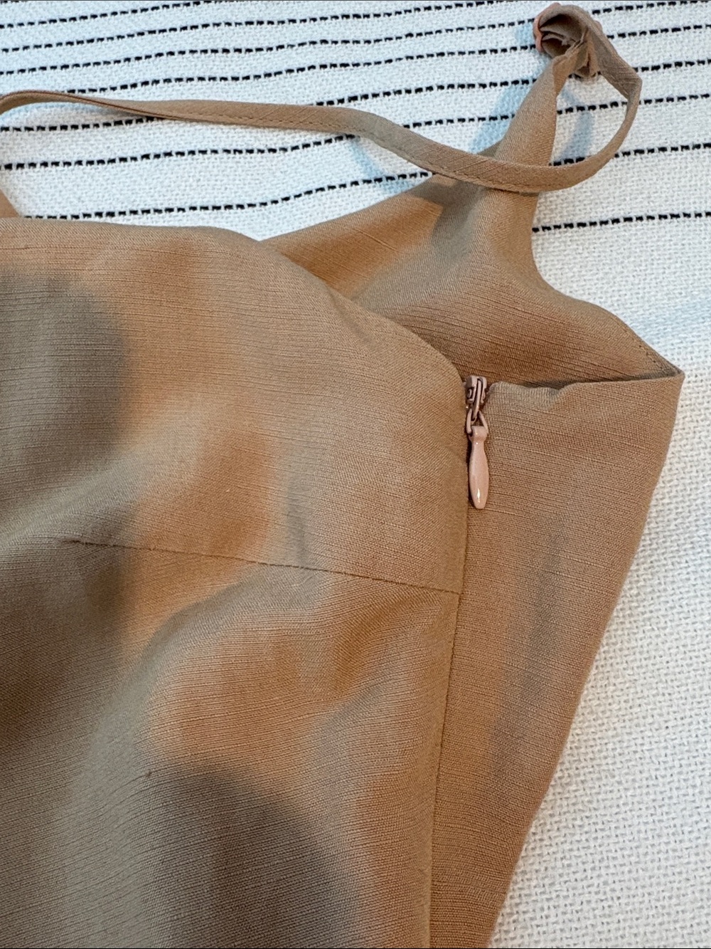 RW&co Spaghetti Strap Midi Dress Open Back Tie Detail - Picture 7 of 12